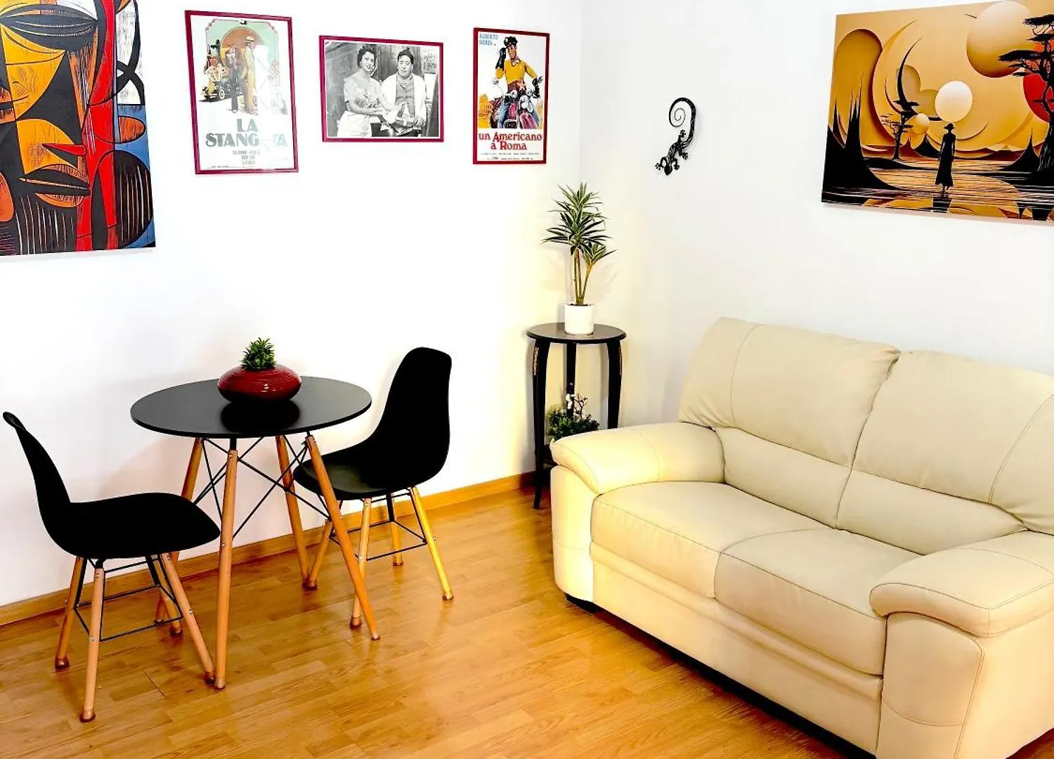 Gecko, Cozy Apartment At 5Min From Metro, Bus, Tram