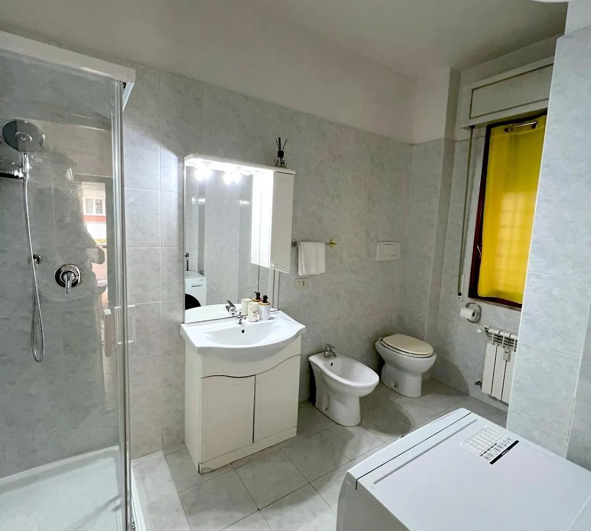 Gecko, Cozy Apartment At 5Min From Metro, Bus, Tram Italy