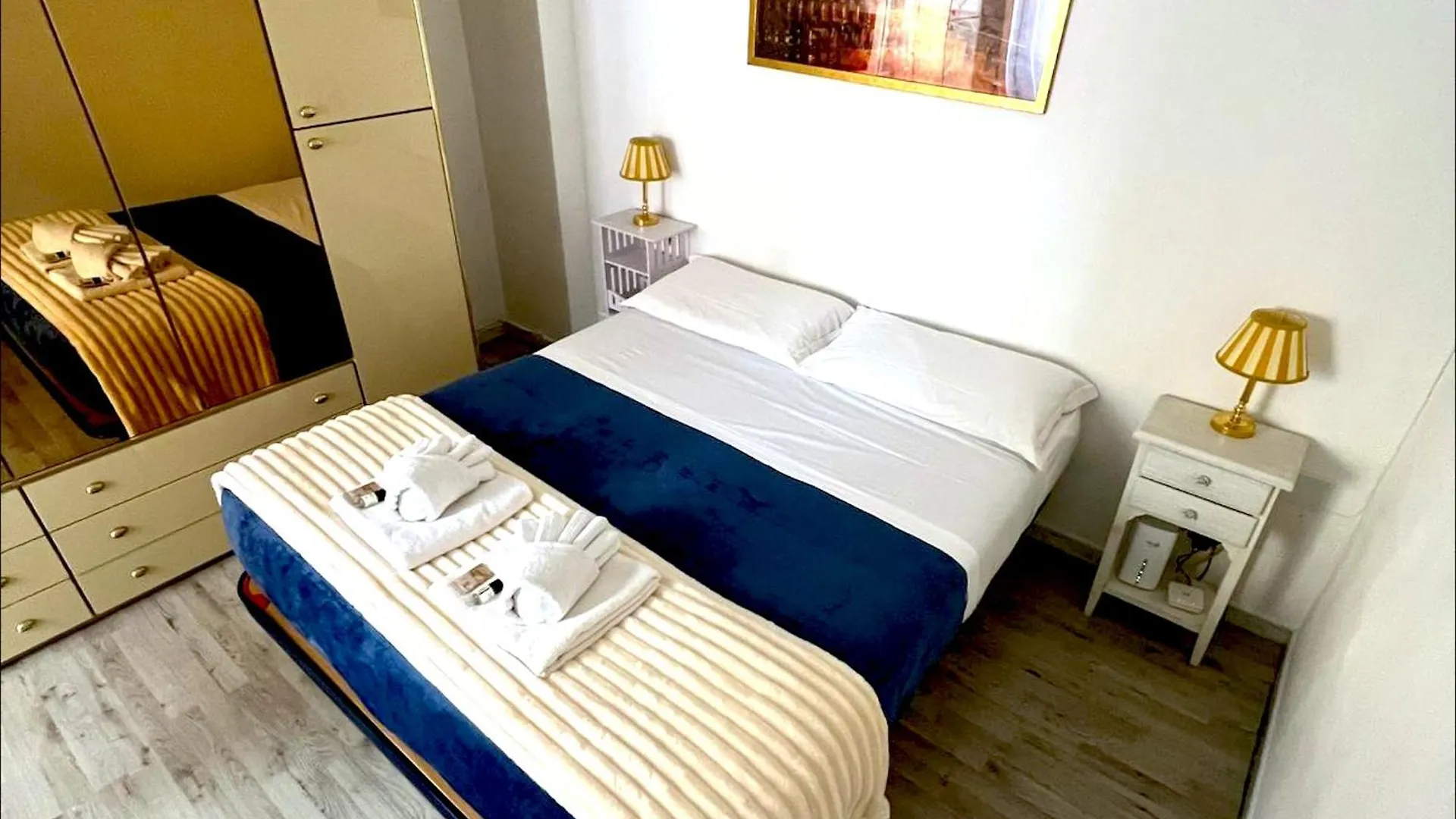 Gecko, Cozy Apartment At 5Min From Metro, Bus, Tram